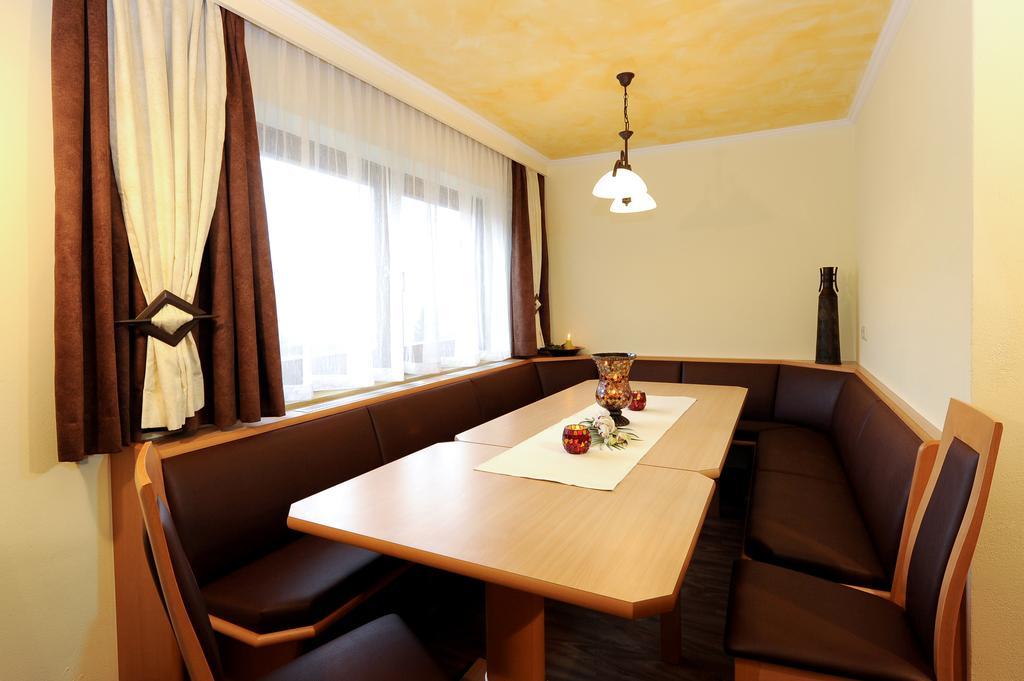 Pension Edelweiss Sankt Johann im Pongau Kamer foto