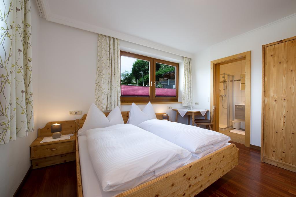 Pension Edelweiss Sankt Johann im Pongau Buitenkant foto
