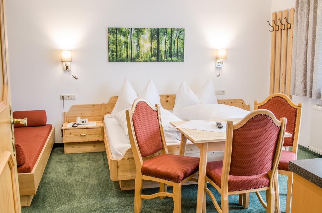 Pension Edelweiss Sankt Johann im Pongau Buitenkant foto